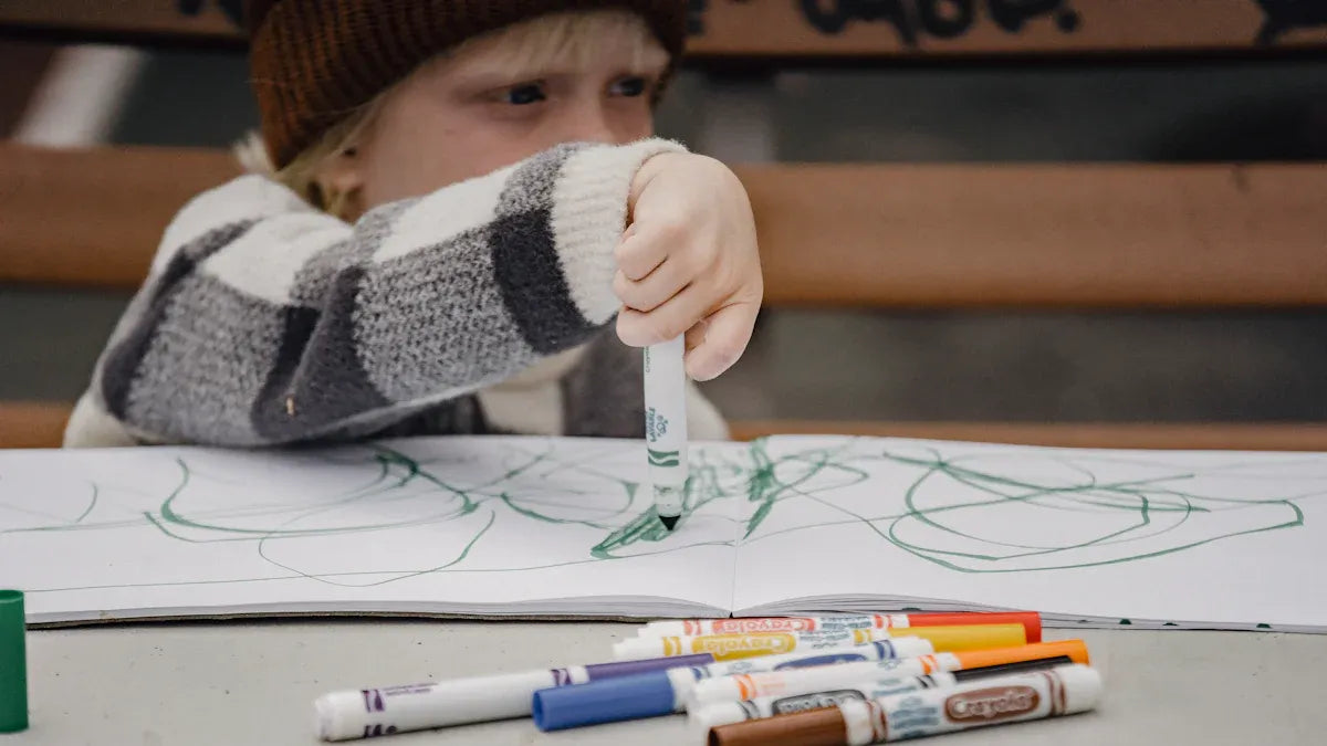 When Should My Toddler Start Using Markers?