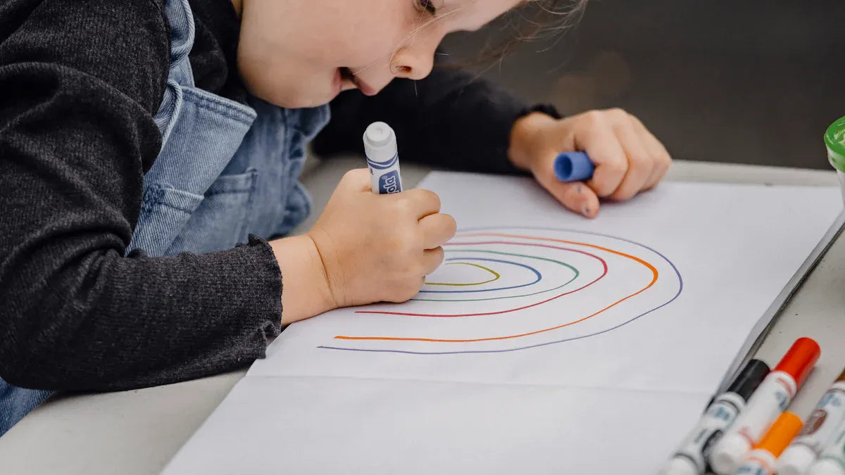 Why Click Markers are Ideal for Young Children